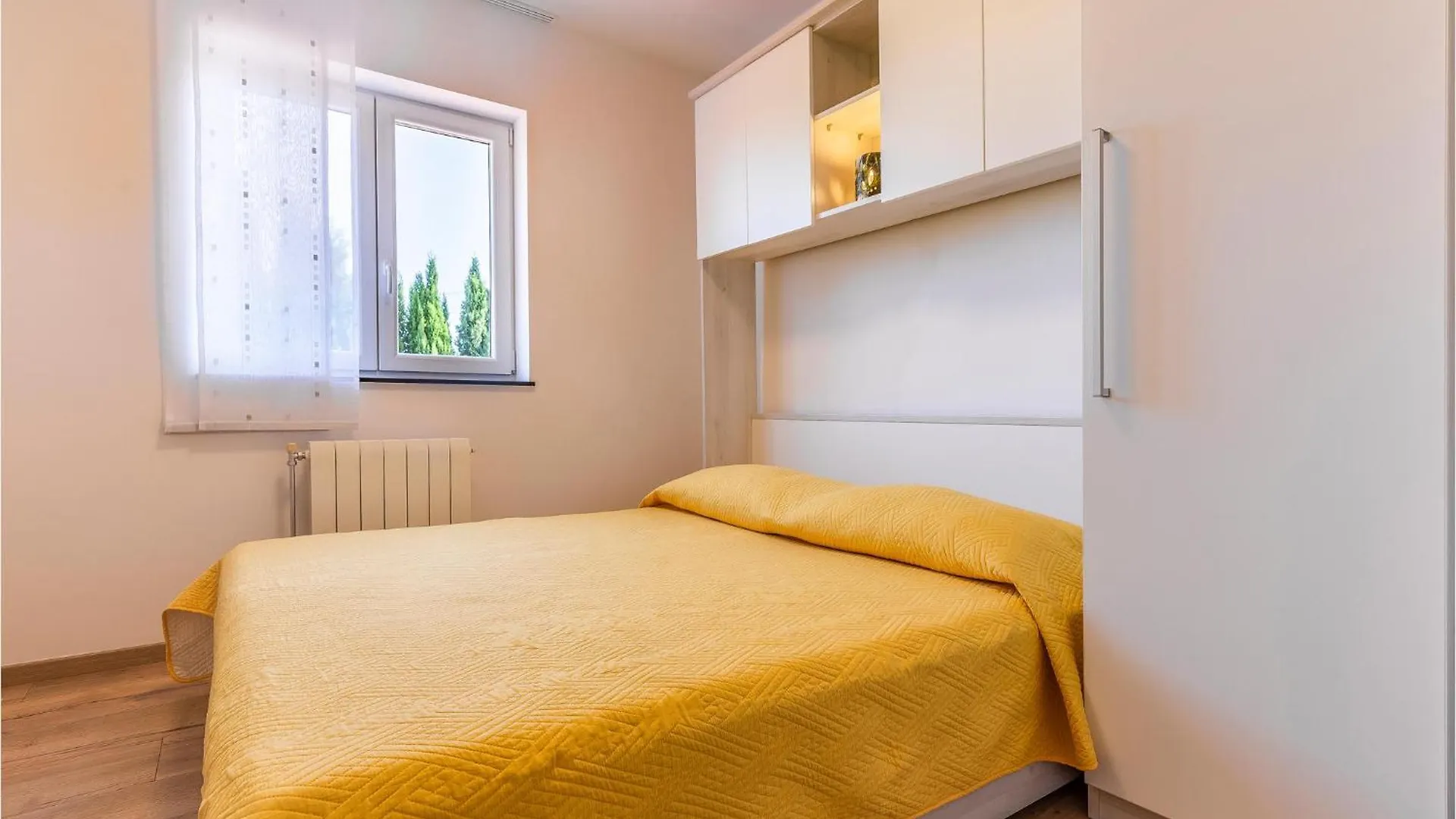 3 Bedroom Amazing Apartment In Barban